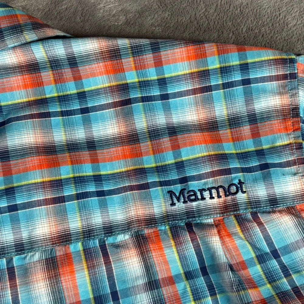 Marmot Button Up Shirt Men Medium Blue Orange Plaid Short Sleeve Hiking D61970